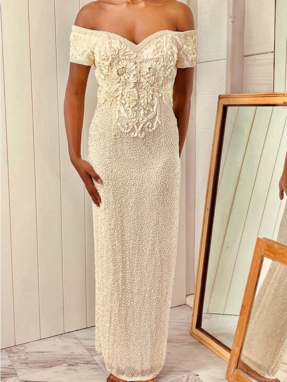 Vintage Bridal Gown Off-Shoulder Cream Beaded